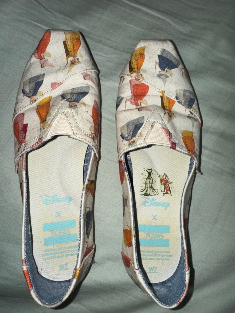 TOMS Disney sleeping beauty fairies